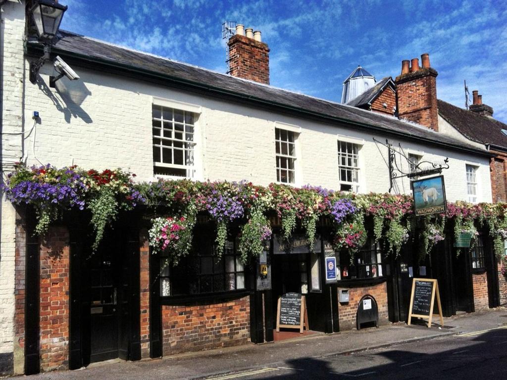 The Lamb Inn Μάρλμπορο Εξωτερικό φωτογραφία
